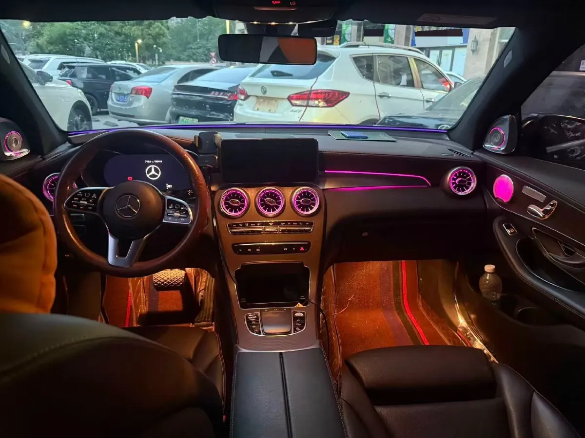 2022 Mercedes-Benz GLC Class 2.0T 258HP L4 9AT,autocango,china used car exporter,china ev exporter,chinese used car exporter,chinese used ev exporter