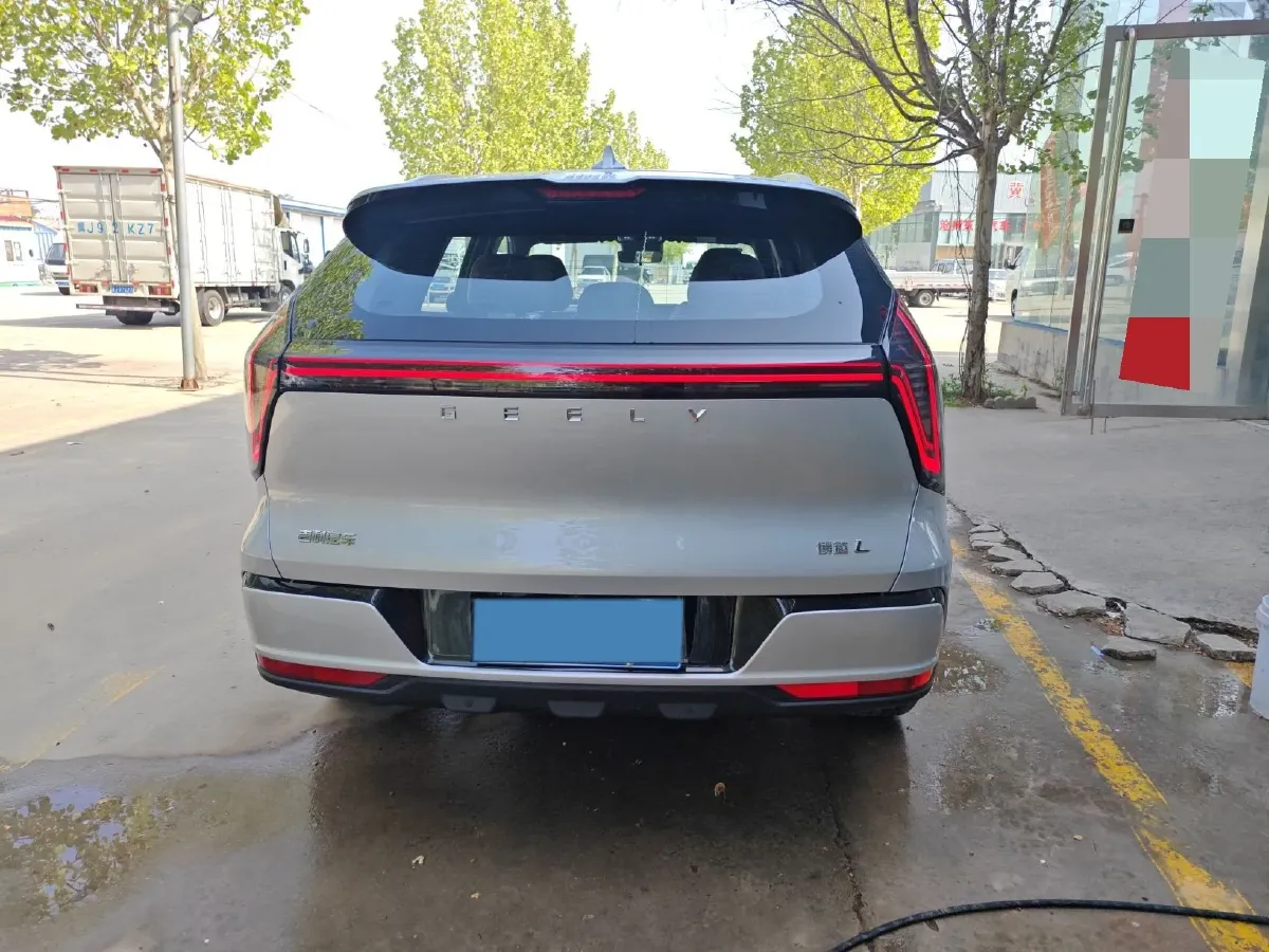 2025 Geely StarRay 1.5T 181HP L4 7DCT,autocango,china used car exporter,china ev exporter,chinese used car exporter,chinese used ev exporter