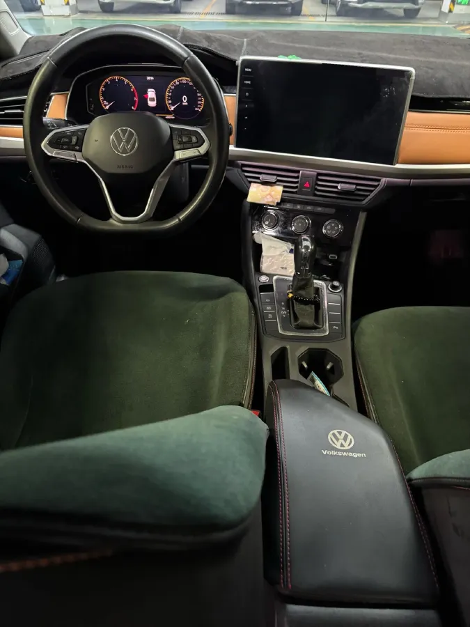 2023 Volkswagen Bora 1.2T 116HP L4 7DCT,autocango,china used car exporter,china ev exporter,chinese used car exporter,chinese used ev exporter