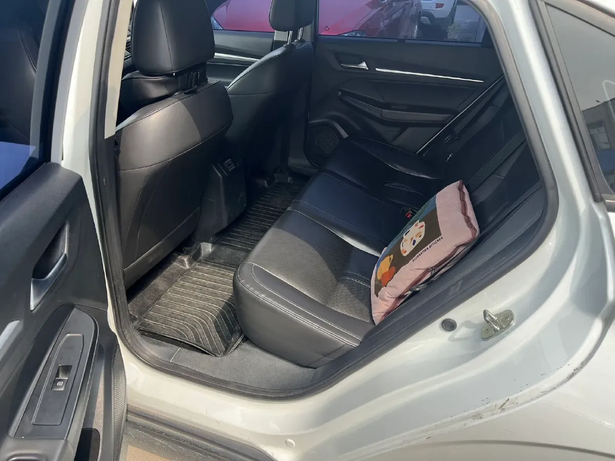 2021 Weltmeister E.5 BEV 49.92KWH,autocango,china used car exporter,china ev exporter,chinese used car exporter,chinese used ev exporter