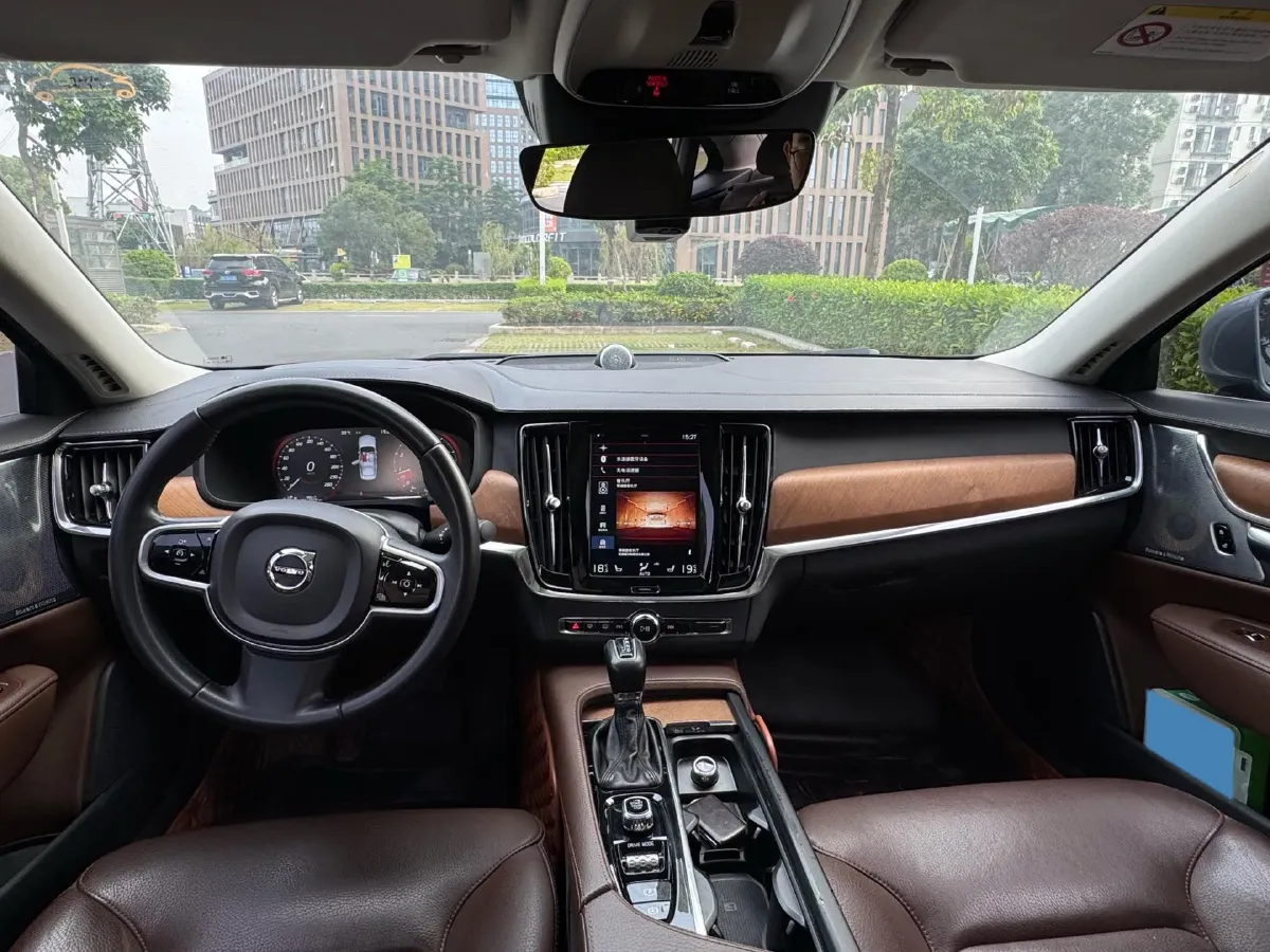 2019 Volvo S90 2.0T 254HP L4 8AT,autocango,china used car exporter,china ev exporter,chinese used car exporter,chinese used ev exporter