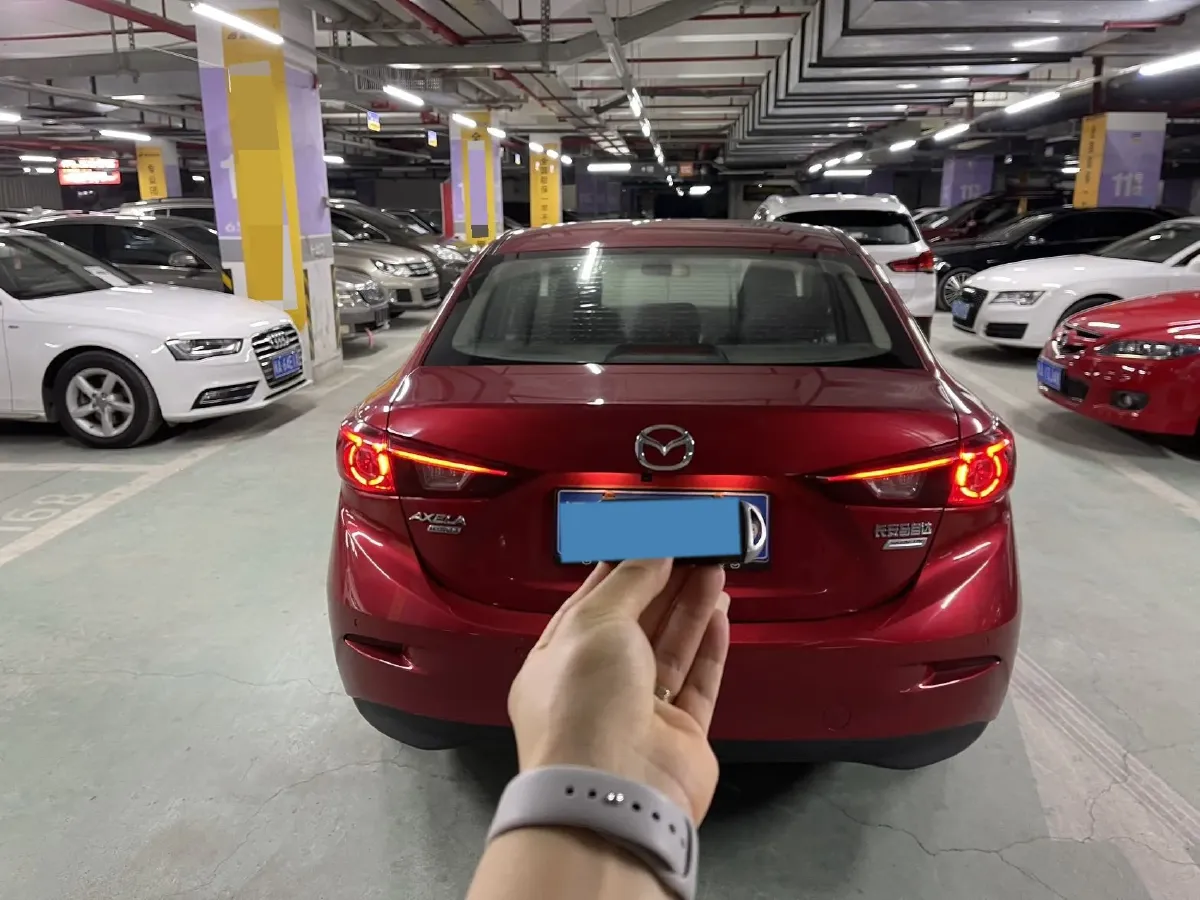 2017 Mazda 3 Axela 1.5L 117HP L4 6AT,autocango,china used car exporter,china ev exporter,chinese used car exporter,chinese used ev exporter