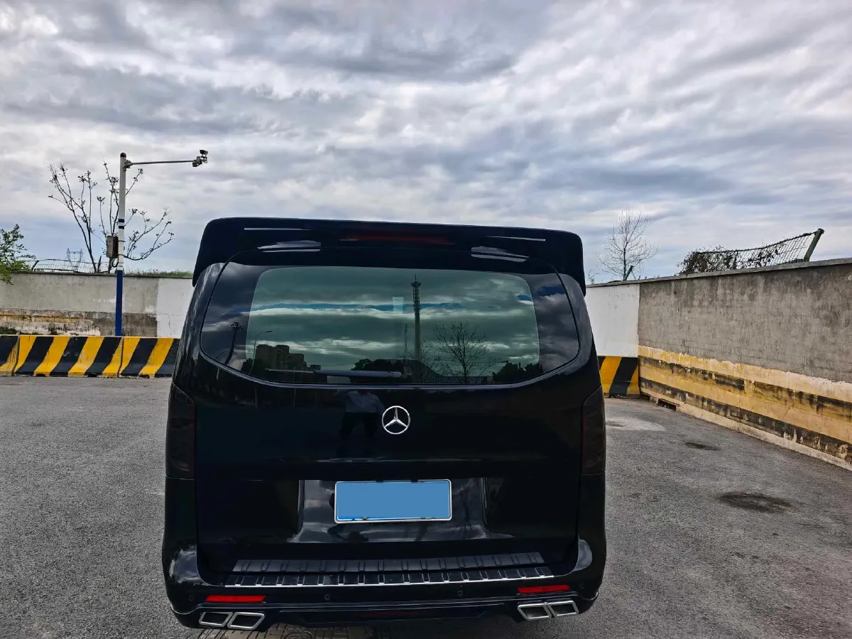 2021 Mercedes-Benz Vito 2.0T 211HP L4 9AT,autocango,china used car exporter,china ev exporter,chinese used car exporter,chinese used ev exporter