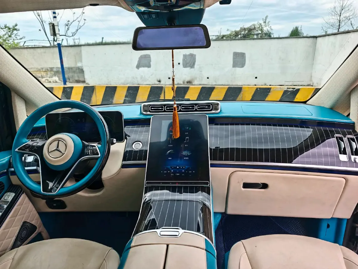 2021 Mercedes-Benz Vito 2.0T 211HP L4 9AT,autocango,china used car exporter,china ev exporter,chinese used car exporter,chinese used ev exporter