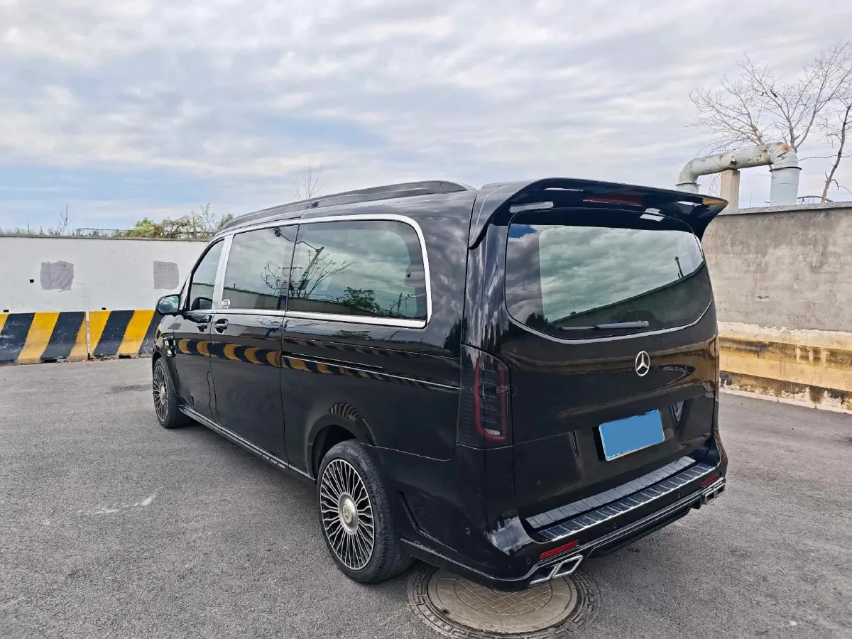 2021 Mercedes-Benz Vito 2.0T 211HP L4 9AT,autocango,china used car exporter,china ev exporter,chinese used car exporter,chinese used ev exporter