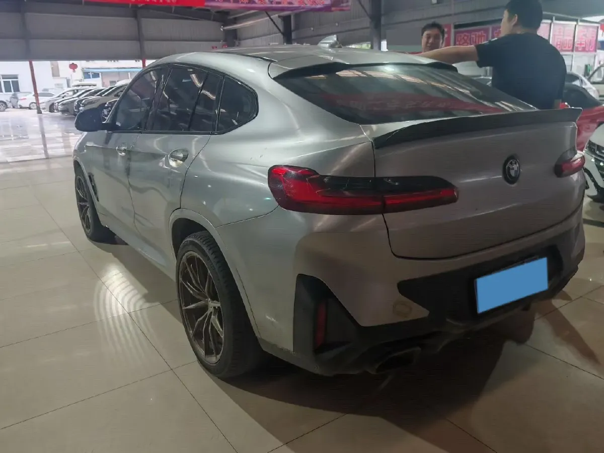2022 BMW X4 2.0T 245HP L4 8AT,autocango,china used car exporter,china ev exporter,chinese used car exporter,chinese used ev exporter