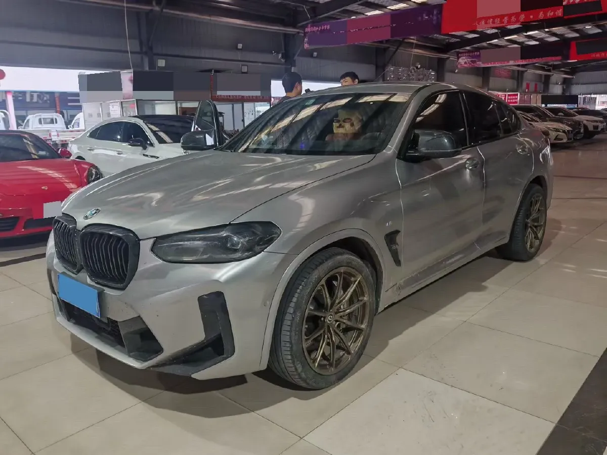 2022 BMW X4 2.0T 245HP L4 8AT,autocango,china used car exporter,china ev exporter,chinese used car exporter,chinese used ev exporter