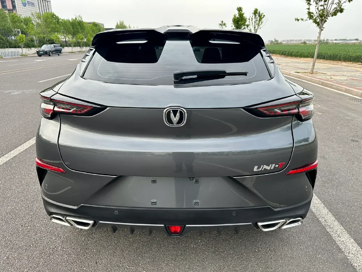 2020 ChangAn UNI-T 1.5T 180HP L4 7DCT,autocango,china used car exporter,china ev exporter,chinese used car exporter,chinese used ev exporter