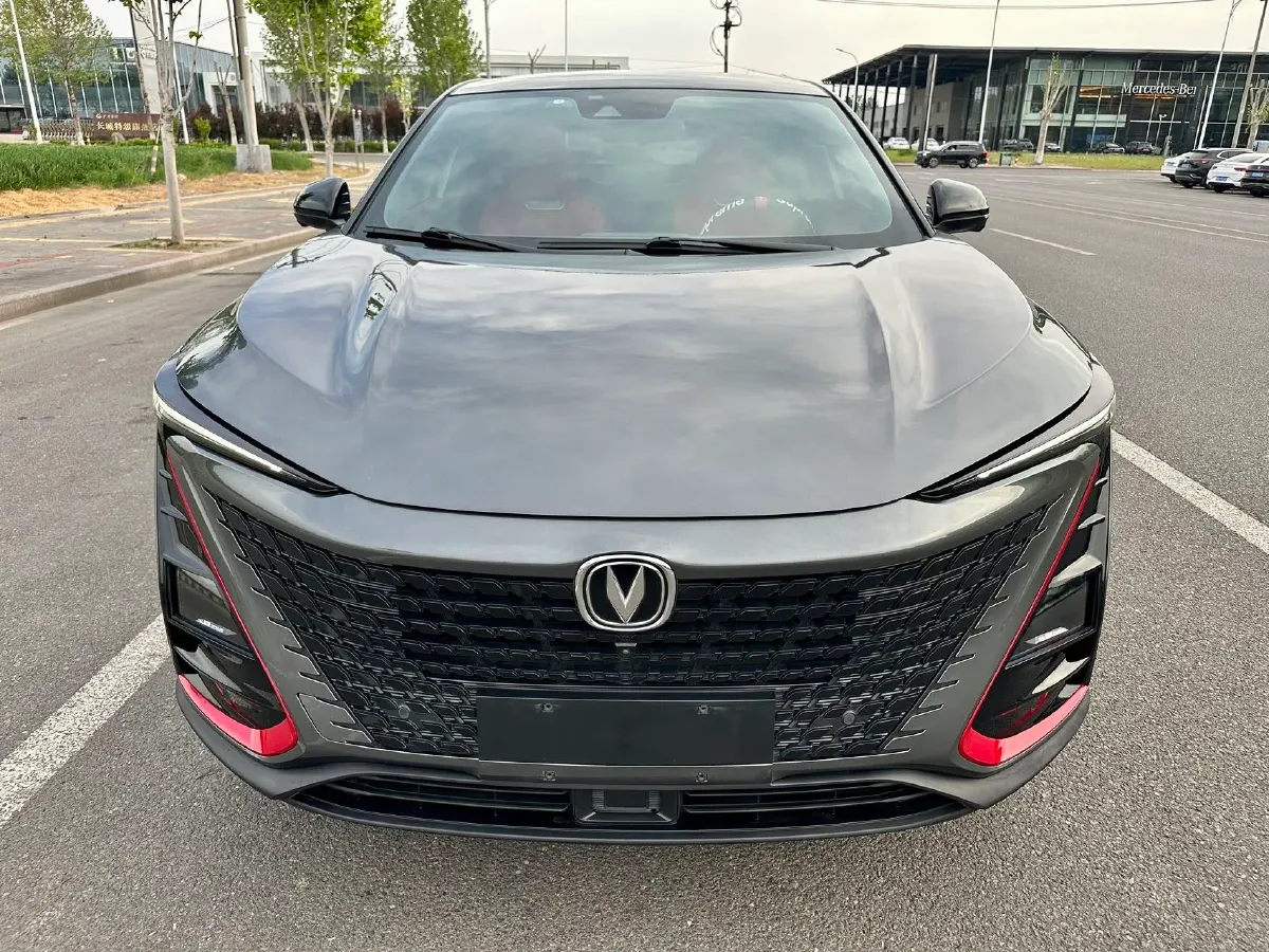 2020 ChangAn UNI-T 1.5T 180HP L4 7DCT,autocango,china used car exporter,china ev exporter,chinese used car exporter,chinese used ev exporter