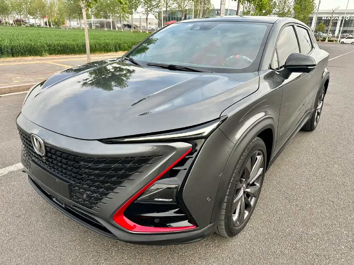 2020 ChangAn UNI-T 1.5T 180HP L4 7DCT,autocango,china used car exporter,china ev exporter,chinese used car exporter,chinese used ev exporter