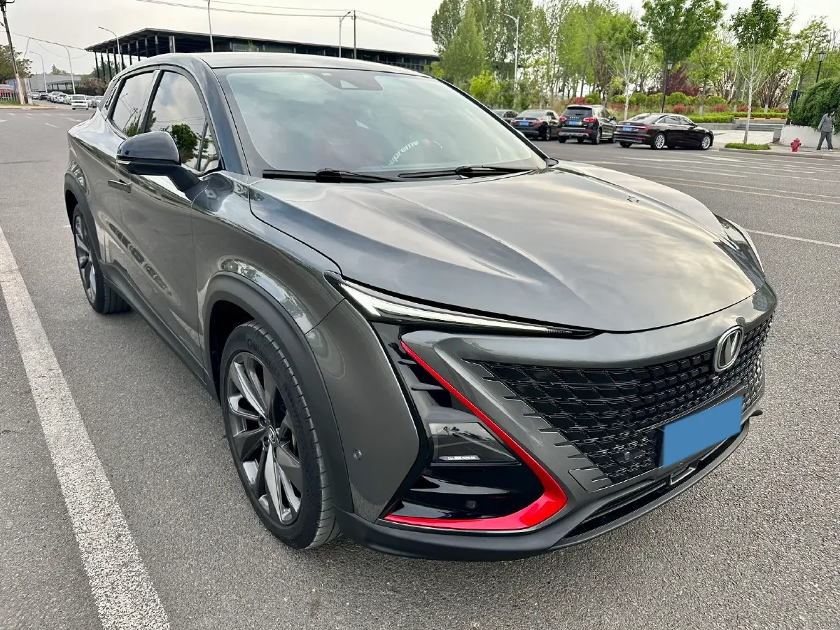 2020 ChangAn UNI-T 1.5T 180HP L4 7DCT,autocango,china used car exporter,china ev exporter,chinese used car exporter,chinese used ev exporter