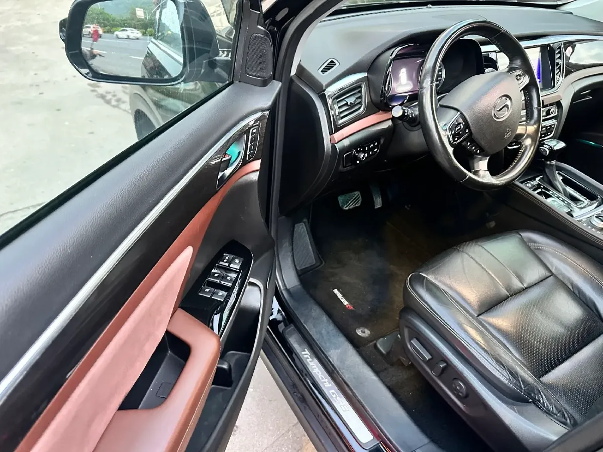 2017 GAC Trumpchi GS8 2.0T 201HP L4 6AT,autocango,china used car exporter,china ev exporter,chinese used car exporter,chinese used ev exporter