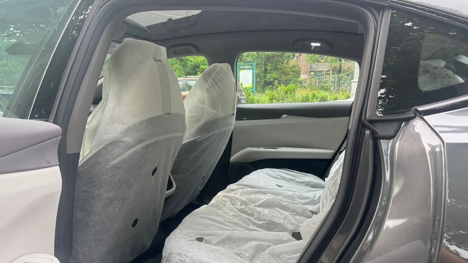 2026 Deepal L07 BEV,autocango,china used car exporter,china ev exporter,chinese used car exporter,chinese used ev exporter