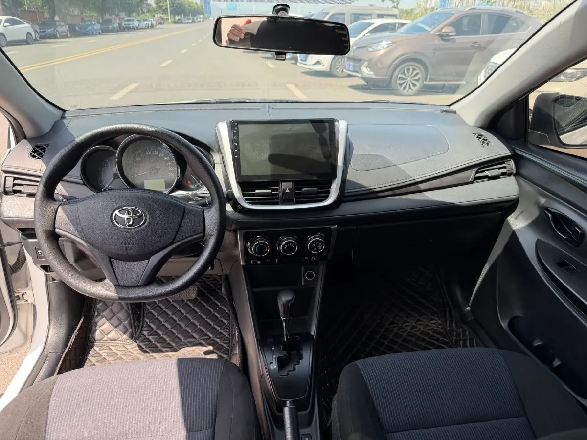 2019 Toyota Yaris L 1.5L 110HP L4 CVT,autocango,china used car exporter,china ev exporter,chinese used car exporter,chinese used ev exporter