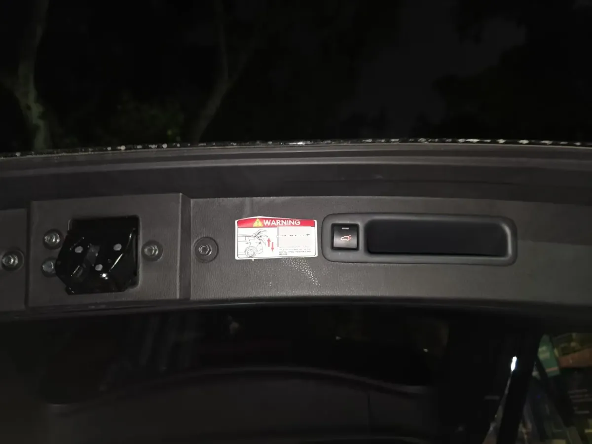 2023 Toyota Highlander 2.5L 189HP L4 E-CVT Hybrid,autocango,china used car exporter,china ev exporter,chinese used car exporter,chinese used ev exporter