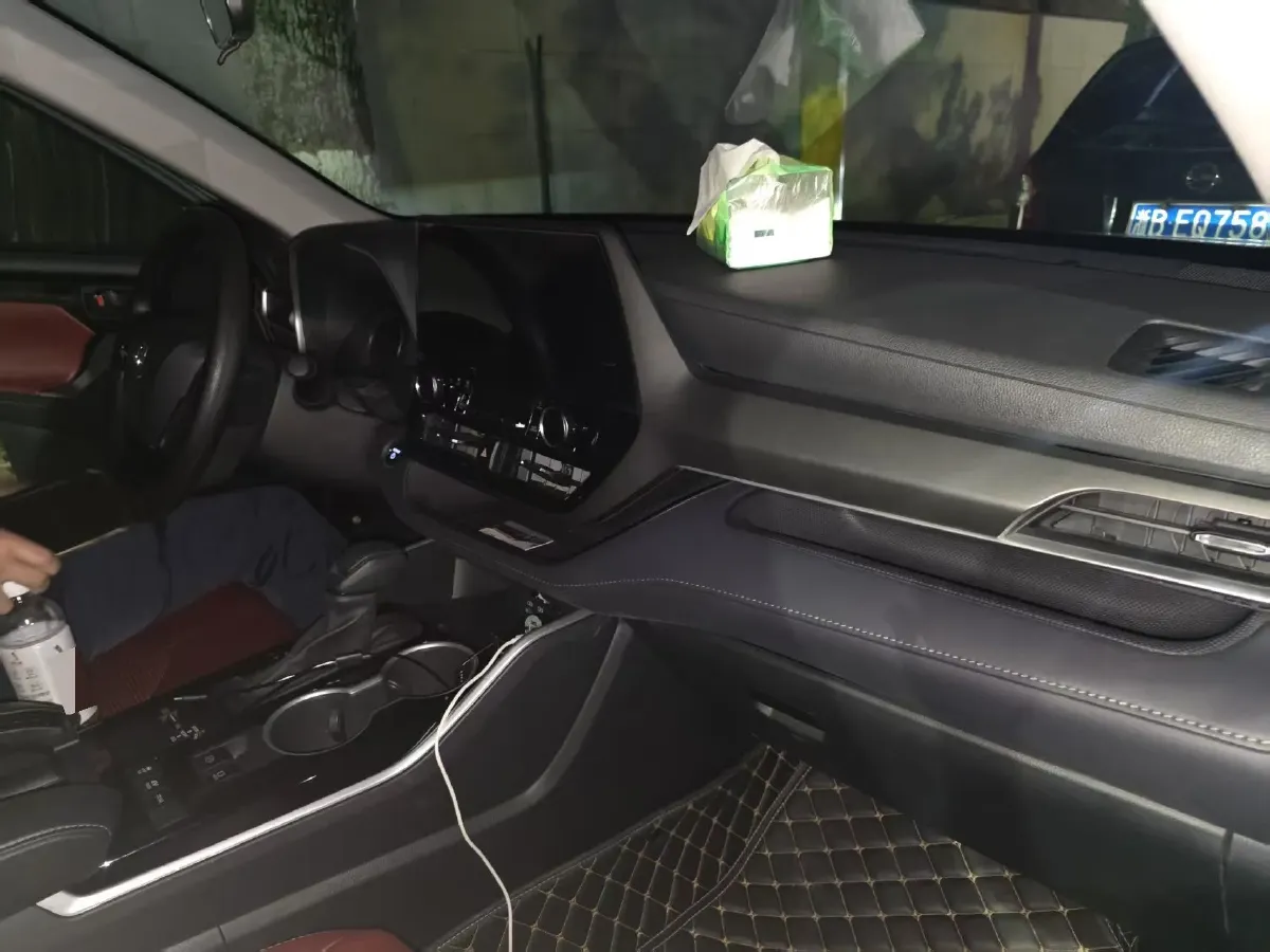 2023 Toyota Highlander 2.5L 189HP L4 E-CVT Hybrid,autocango,china used car exporter,china ev exporter,chinese used car exporter,chinese used ev exporter