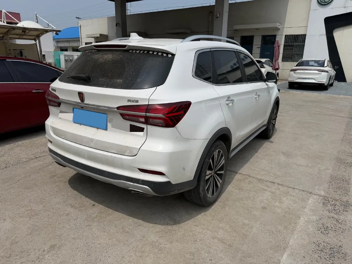 2020 Roewe i6 1.5T 169HP L4 7DCT,autocango,china used car exporter,china ev exporter,chinese used car exporter,chinese used ev exporter