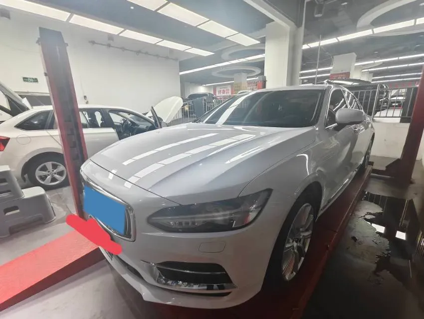 2020 Volvo S90 2.0T 254HP L4 8AT,autocango,china used car exporter,china ev exporter,chinese used car exporter,chinese used ev exporter