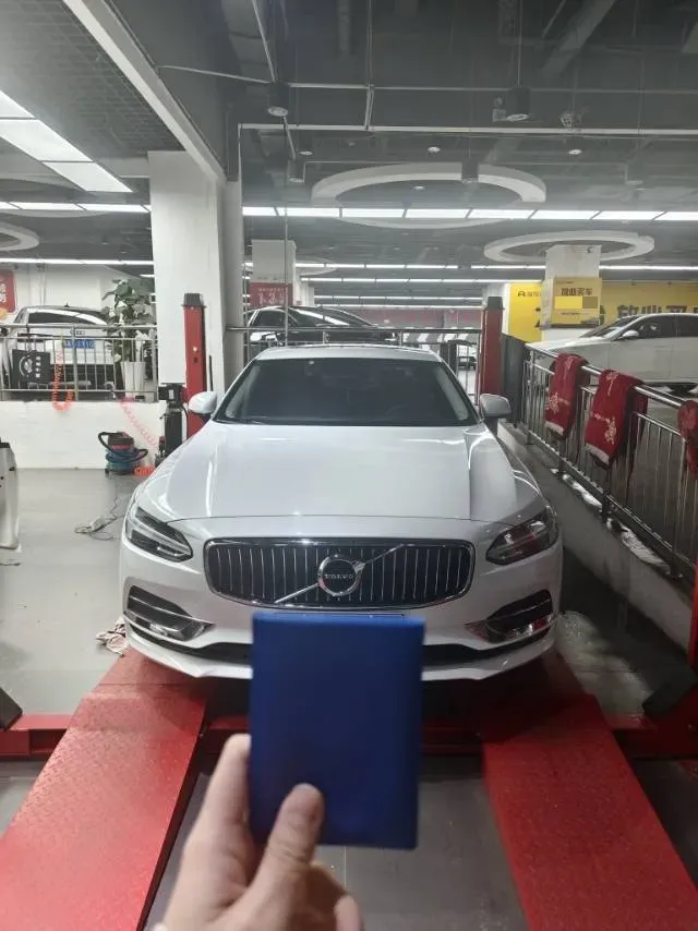 2020 Volvo S90 2.0T 254HP L4 8AT,autocango,china used car exporter,china ev exporter,chinese used car exporter,chinese used ev exporter
