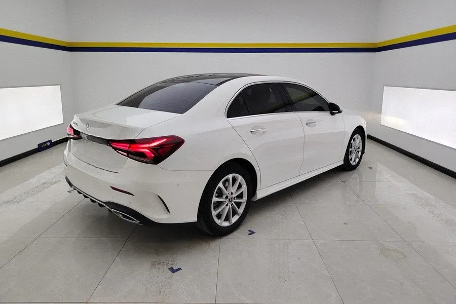 2020 Mercedes-Benz A Class 1.3T 163HP L4 7DCT,autocango,china used car exporter,china ev exporter,chinese used car exporter,chinese used ev exporter