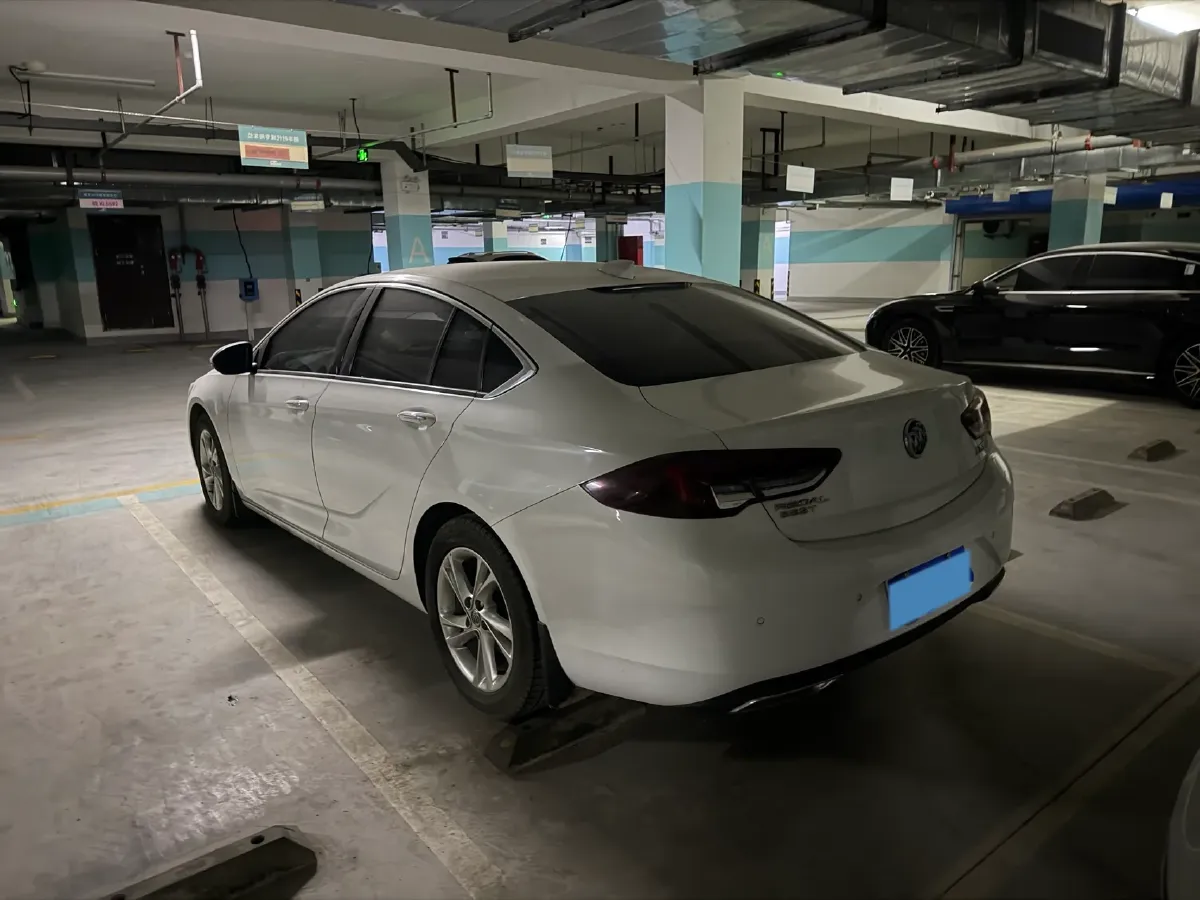 2021 Buick Regal 1.5T 169HP L4 9AT,autocango,china used car exporter,china ev exporter,chinese used car exporter,chinese used ev exporter