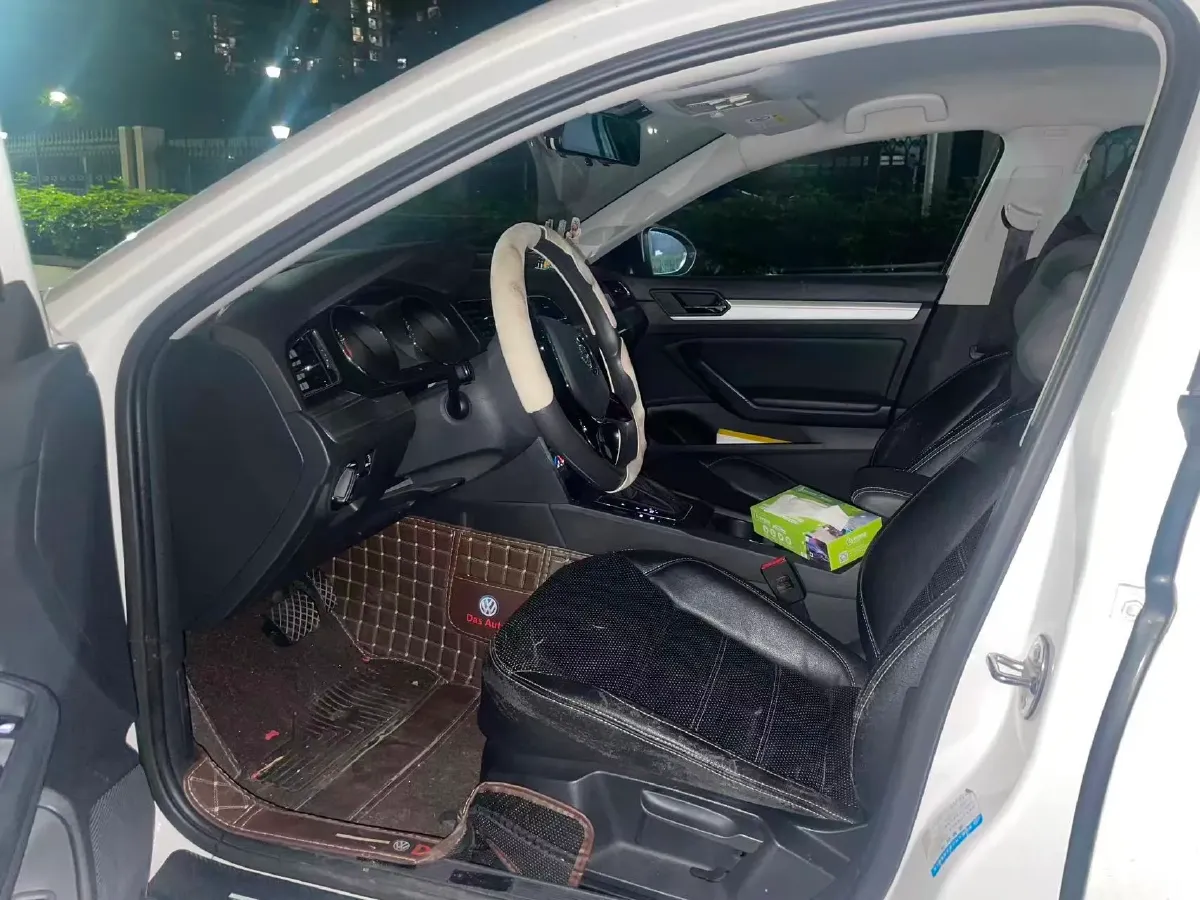 2017 Volkswagen Lamando 1.4T 131HP L4 7DCT,autocango,china used car exporter,china ev exporter,chinese used car exporter,chinese used ev exporter