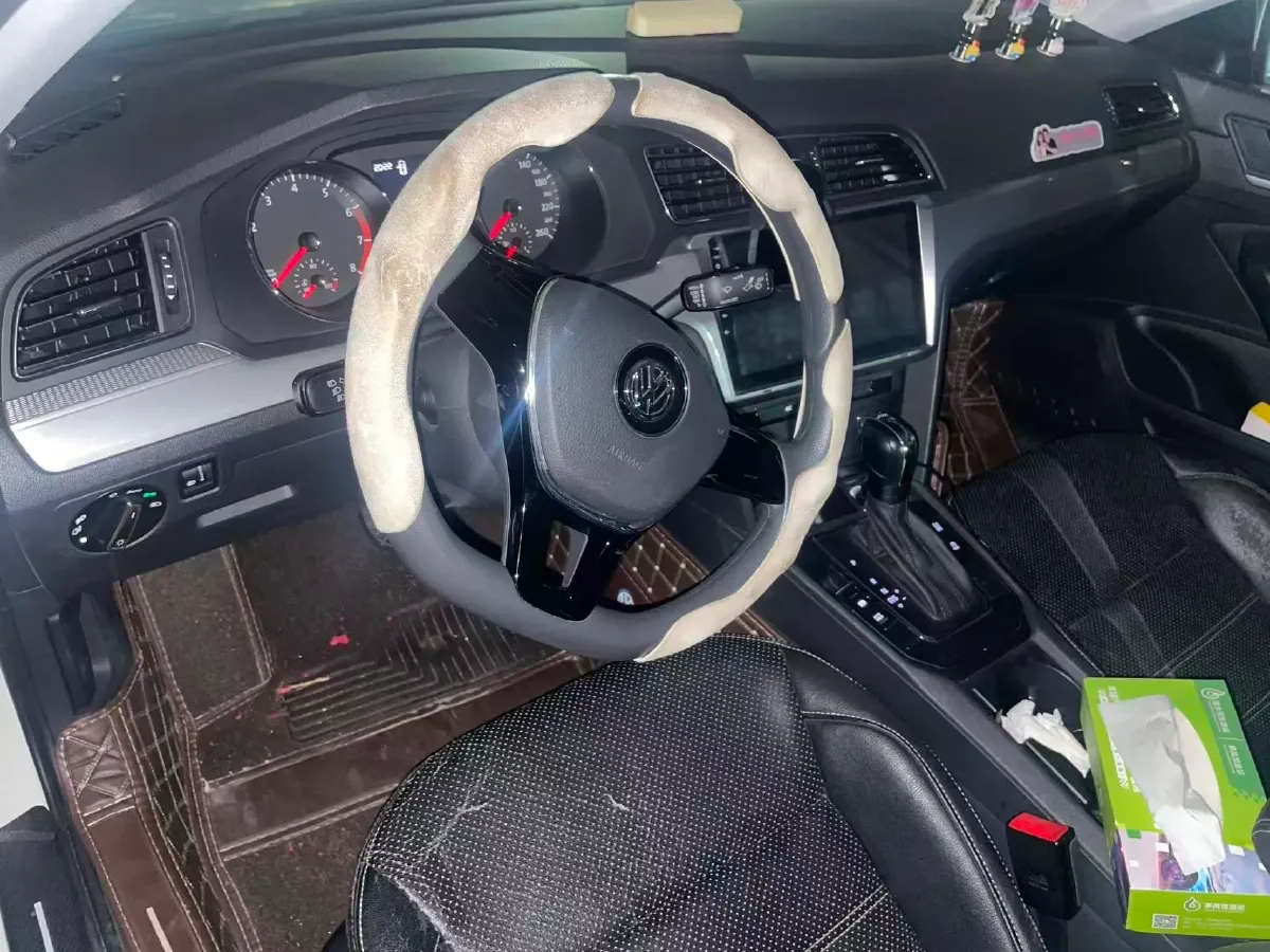 2017 Volkswagen Lamando 1.4T 131HP L4 7DCT,autocango,china used car exporter,china ev exporter,chinese used car exporter,chinese used ev exporter