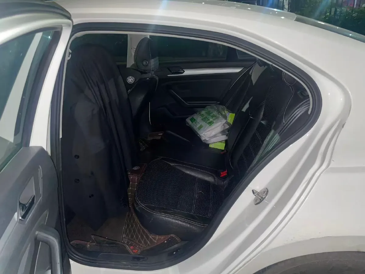 2017 Volkswagen Lamando 1.4T 131HP L4 7DCT,autocango,china used car exporter,china ev exporter,chinese used car exporter,chinese used ev exporter