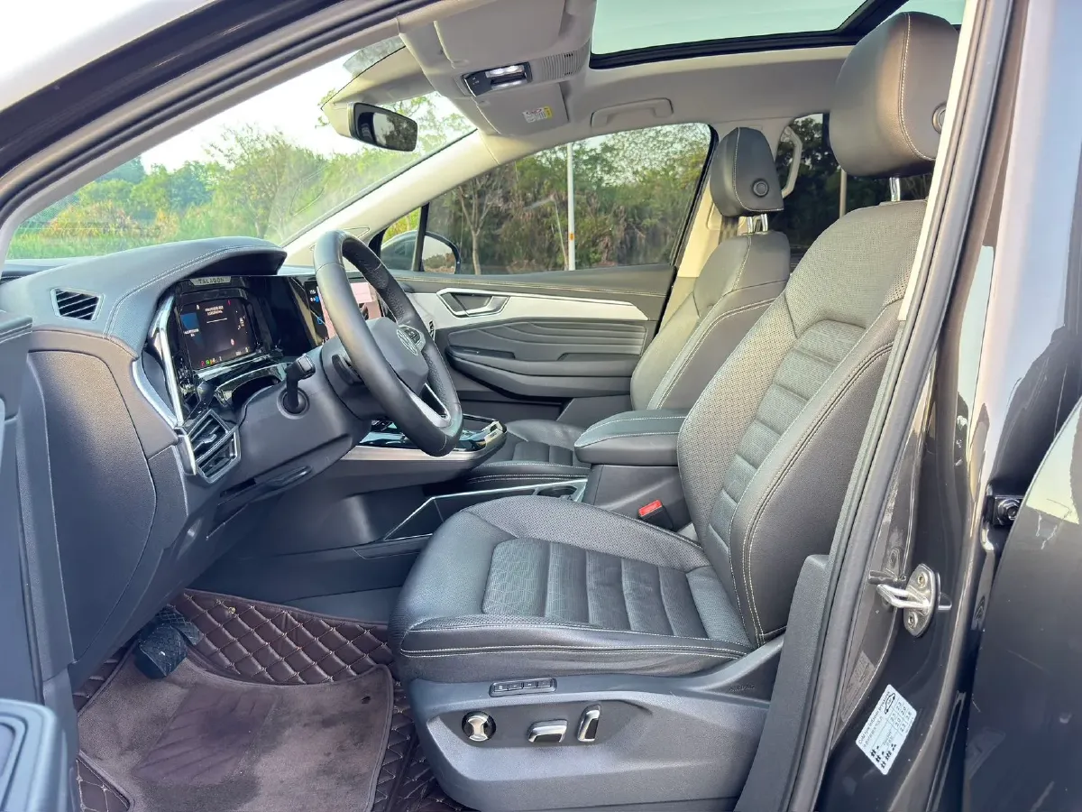 2023 Volkswagen Talagon 2.0T 220HP L4 7DCT,autocango,china used car exporter,china ev exporter,chinese used car exporter,chinese used ev exporter