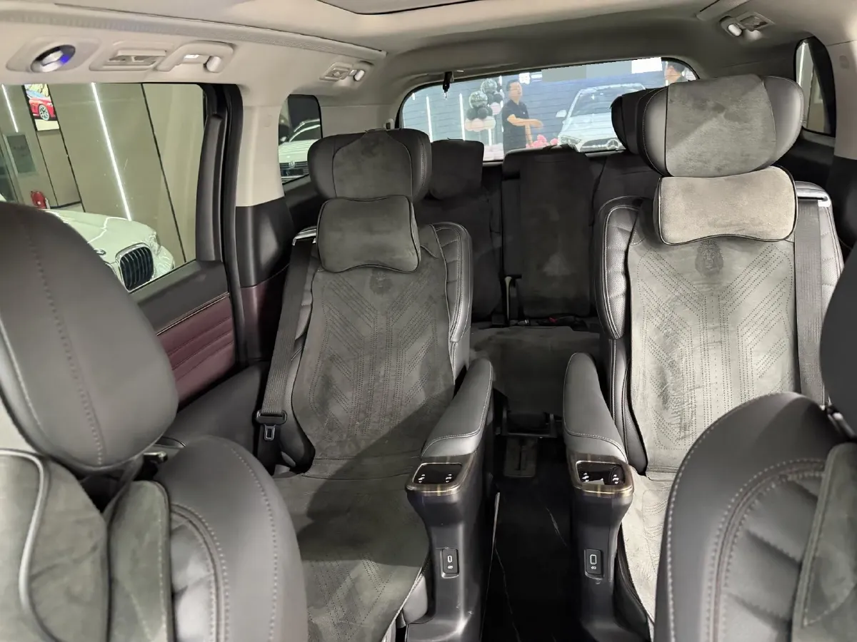 2024 GAC Trumpchi M8 2.0T 252HP L4 8AT,autocango,china used car exporter,china ev exporter,chinese used car exporter,chinese used ev exporter