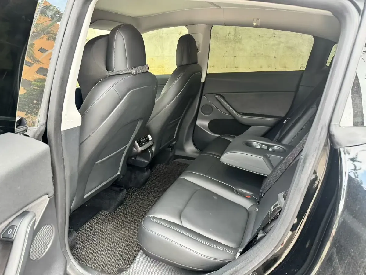 2021 Tesla Model Y BEV 76.8KWH,autocango,china used car exporter,china ev exporter,chinese used car exporter,chinese used ev exporter