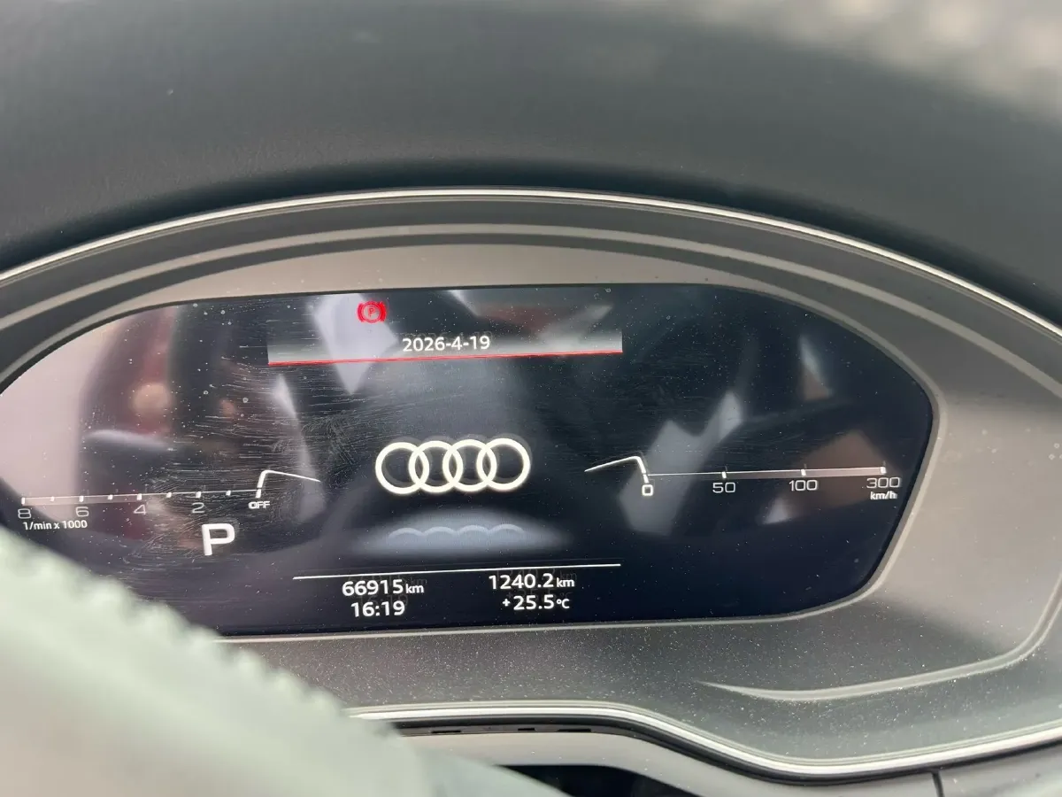 2020 Audi A4L 2.0T 190HP L4 7DCT,autocango,china used car exporter,china ev exporter,chinese used car exporter,chinese used ev exporter