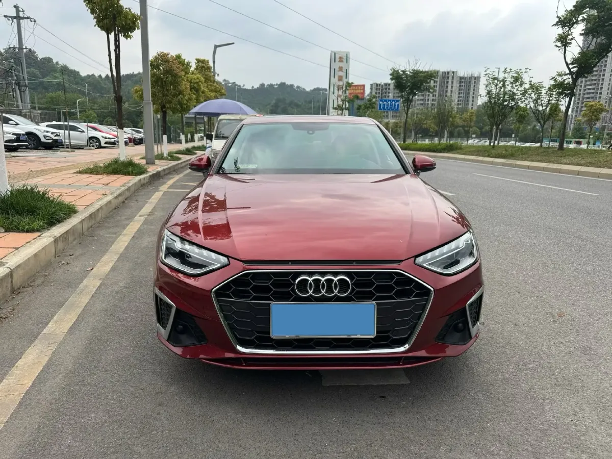 2020 Audi A4L 2.0T 190HP L4 7DCT,autocango,china used car exporter,china ev exporter,chinese used car exporter,chinese used ev exporter