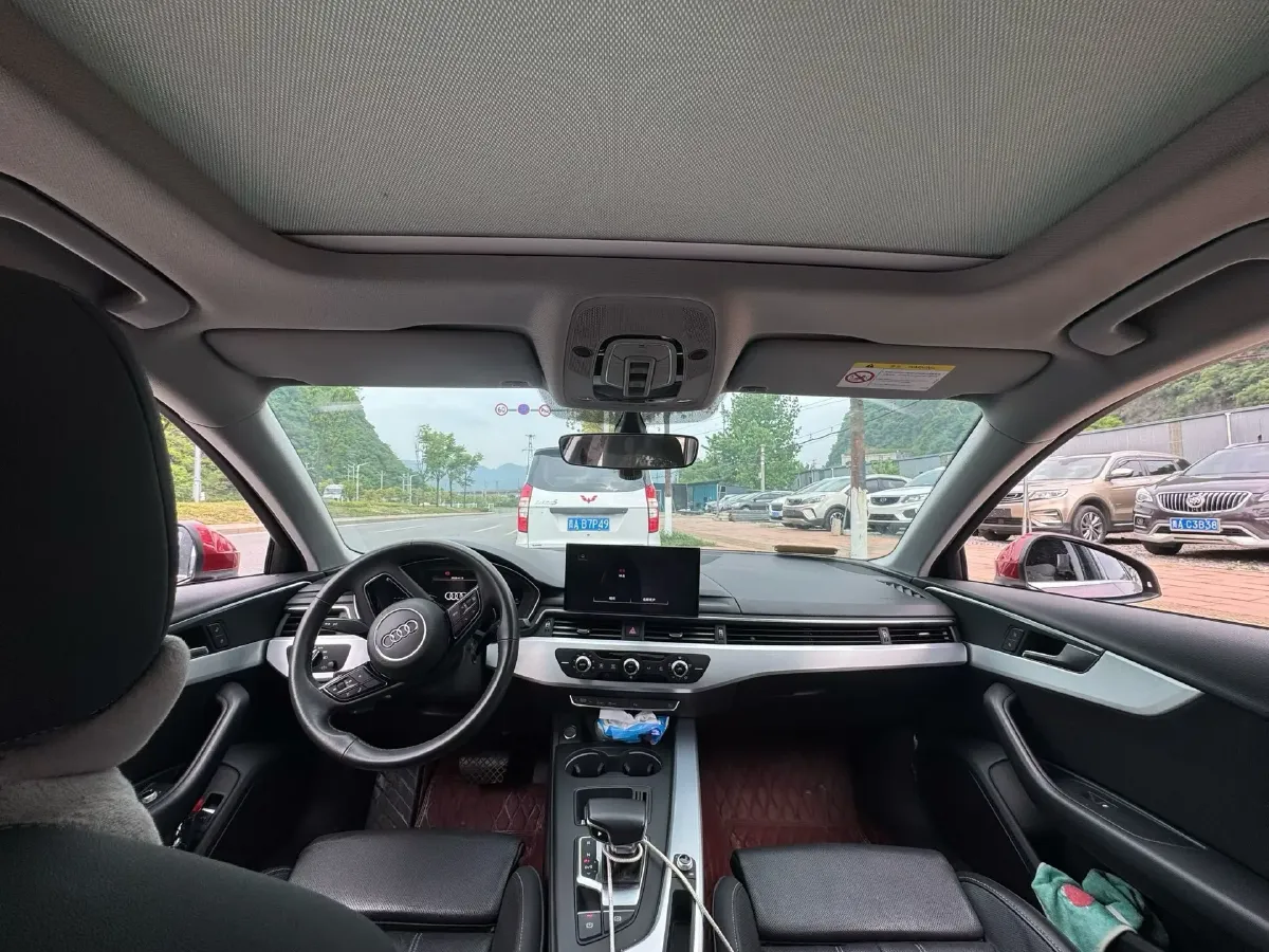 2020 Audi A4L 2.0T 190HP L4 7DCT,autocango,china used car exporter,china ev exporter,chinese used car exporter,chinese used ev exporter