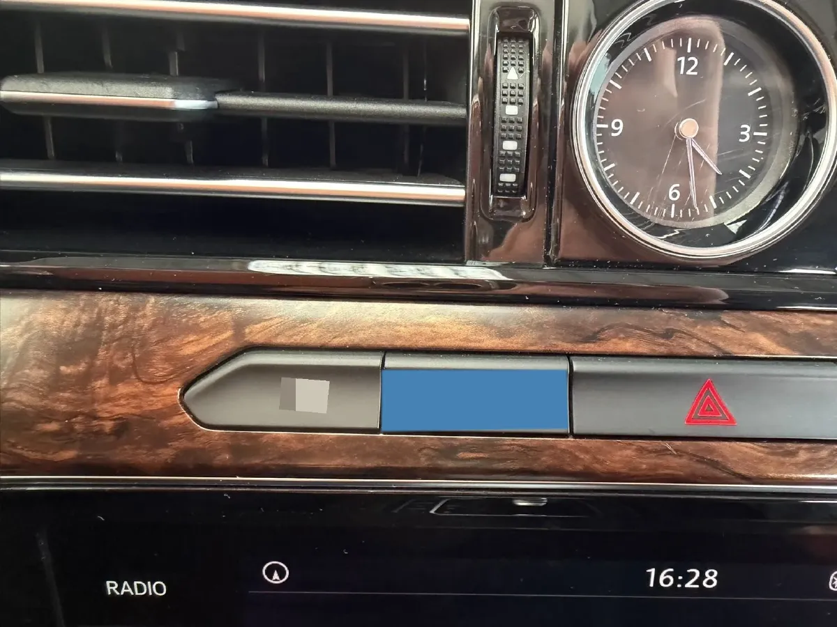 2017 Volkswagen Magotan 1.8T 180HP L4 7DCT,autocango,china used car exporter,china ev exporter,chinese used car exporter,chinese used ev exporter