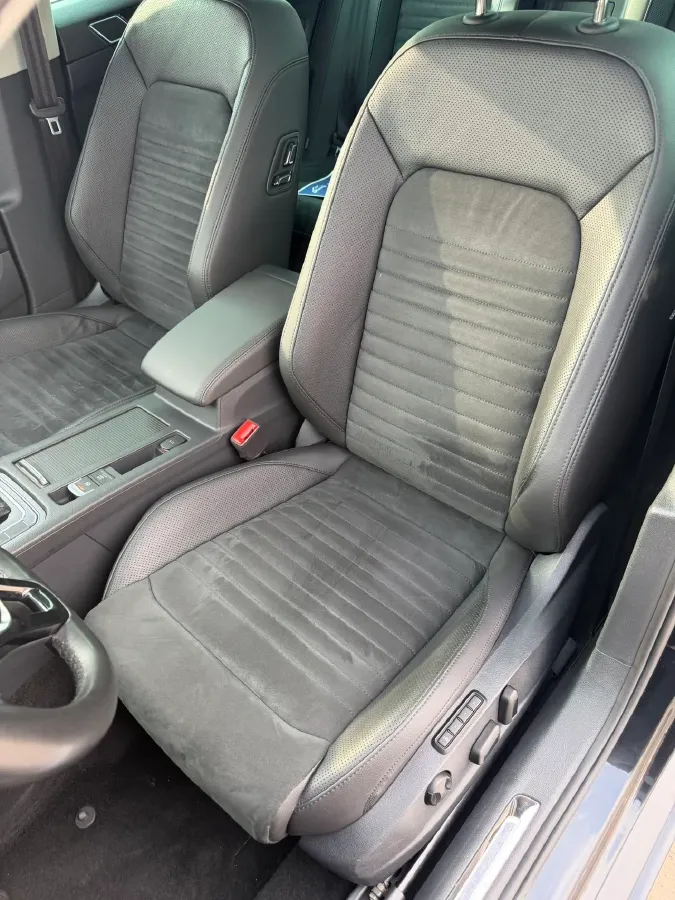 2017 Volkswagen Magotan 1.8T 180HP L4 7DCT,autocango,china used car exporter,china ev exporter,chinese used car exporter,chinese used ev exporter