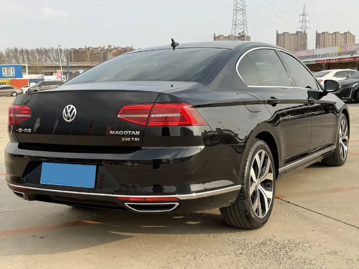 2017 Volkswagen Magotan 1.8T 180HP L4 7DCT,autocango,china used car exporter,china ev exporter,chinese used car exporter,chinese used ev exporter