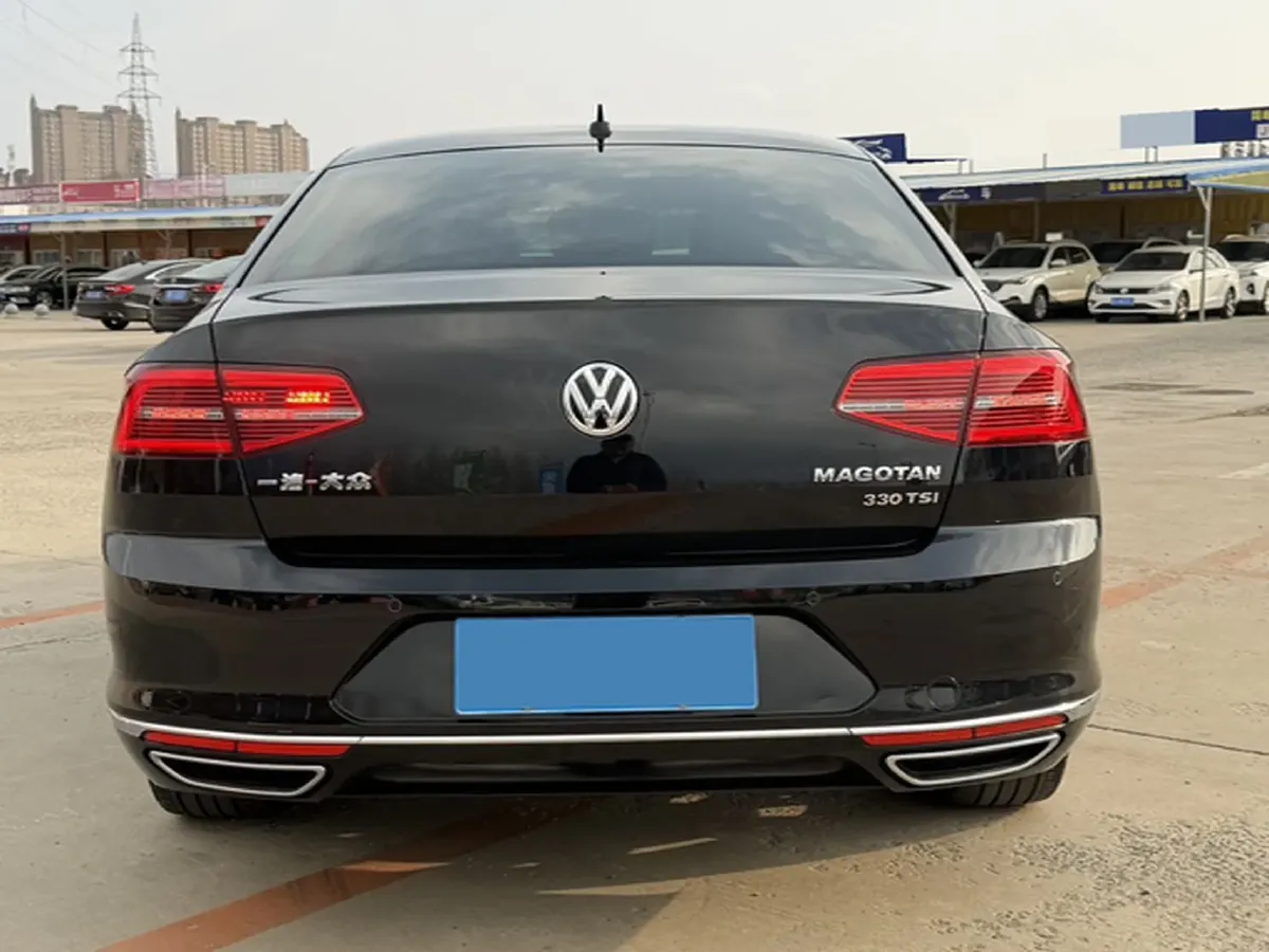 2017 Volkswagen Magotan 1.8T 180HP L4 7DCT,autocango,china used car exporter,china ev exporter,chinese used car exporter,chinese used ev exporter