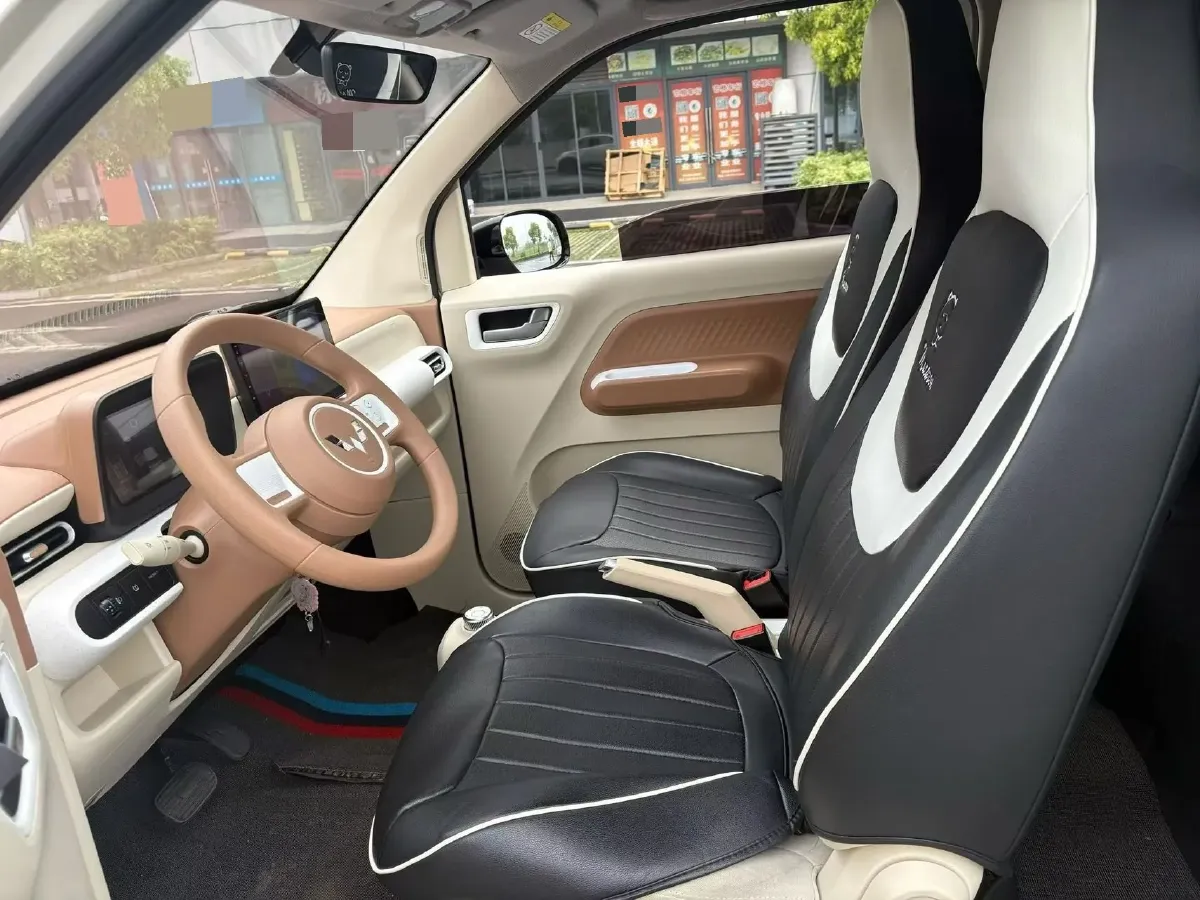 2022 WuLing HongGuang MINI EV BEV 26.5KWH,autocango,china used car exporter,china ev exporter,chinese used car exporter,chinese used ev exporter