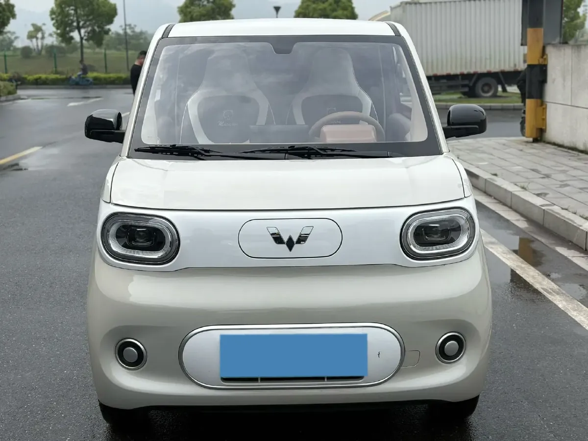 2022 WuLing HongGuang MINI EV BEV 26.5KWH,autocango,china used car exporter,china ev exporter,chinese used car exporter,chinese used ev exporter