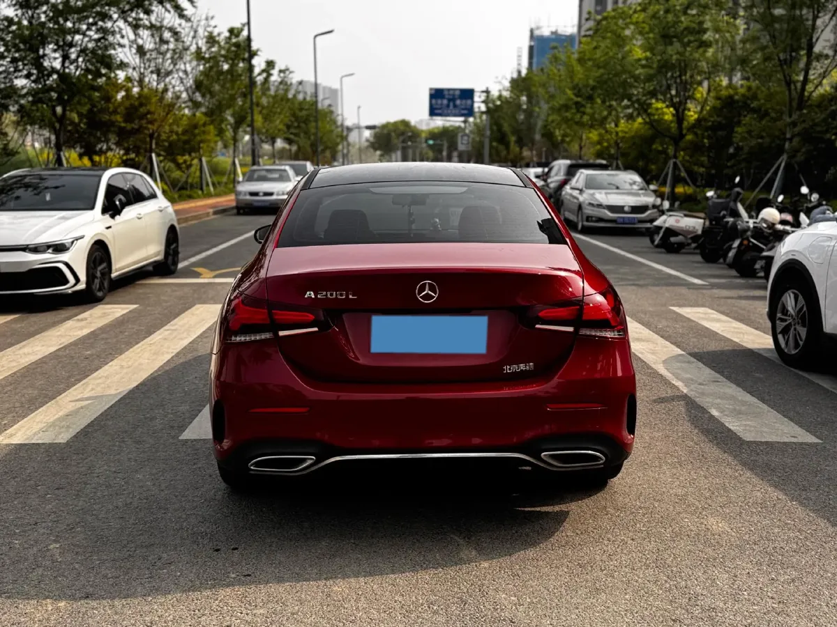 2021 Mercedes-Benz A Class 1.3T 163HP L4 7DCT,autocango,china used car exporter,china ev exporter,chinese used car exporter,chinese used ev exporter