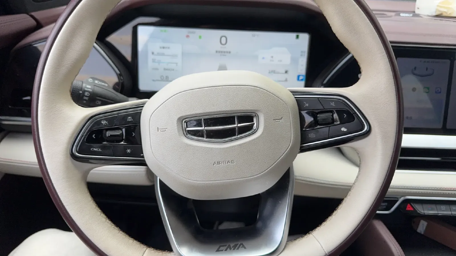 2021 Geely Monjaro 2.0T 218HP L4 7DCT,autocango,china used car exporter,china ev exporter,chinese used car exporter,chinese used ev exporter