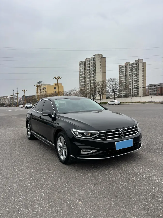 2025 Volkswagen Magotan 1.4T 150HP L4 7DCT,autocango,china used car exporter,china ev exporter,chinese used car exporter,chinese used ev exporter