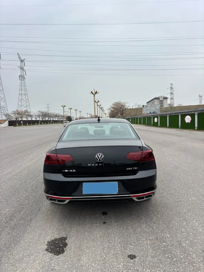 2025 Volkswagen Magotan 1.4T 150HP L4 7DCT,autocango,china used car exporter,china ev exporter,chinese used car exporter,chinese used ev exporter