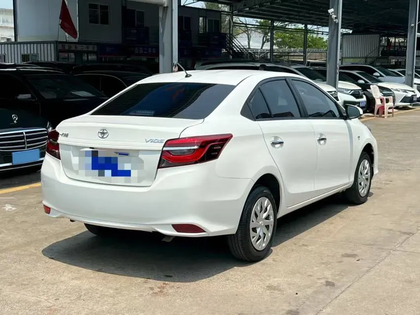 2021 Toyota Vios 1.5L 112HP L4 CVT,autocango,china used car exporter,china ev exporter,chinese used car exporter,chinese used ev exporter