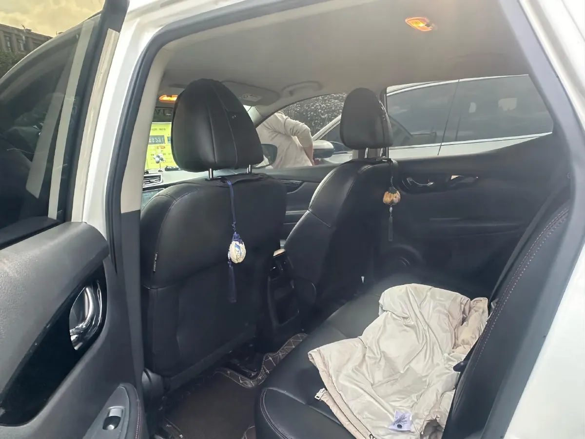 2022 Nissan Qashqai 2.0L 151HP L4 CVT,autocango,china used car exporter,china ev exporter,chinese used car exporter,chinese used ev exporter