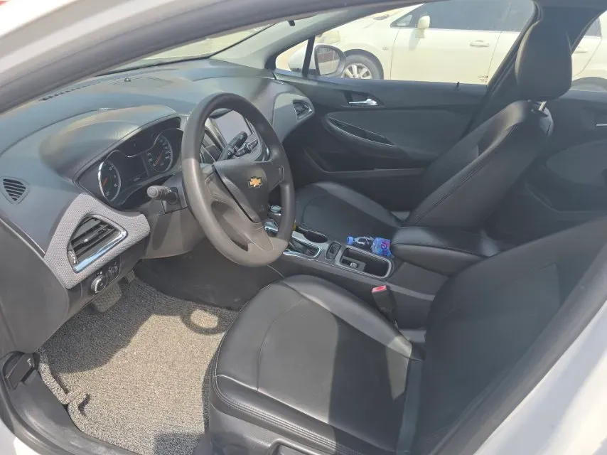 2018 Chevrolet Cruze 1.5L 114HP L4 6AT,autocango,china used car exporter,china ev exporter,chinese used car exporter,chinese used ev exporter