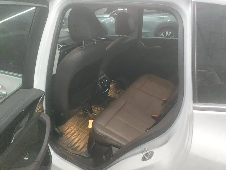 2020 BMW X3 2.0T 184HP L4 8AT,autocango,china used car exporter,china ev exporter,chinese used car exporter,chinese used ev exporter