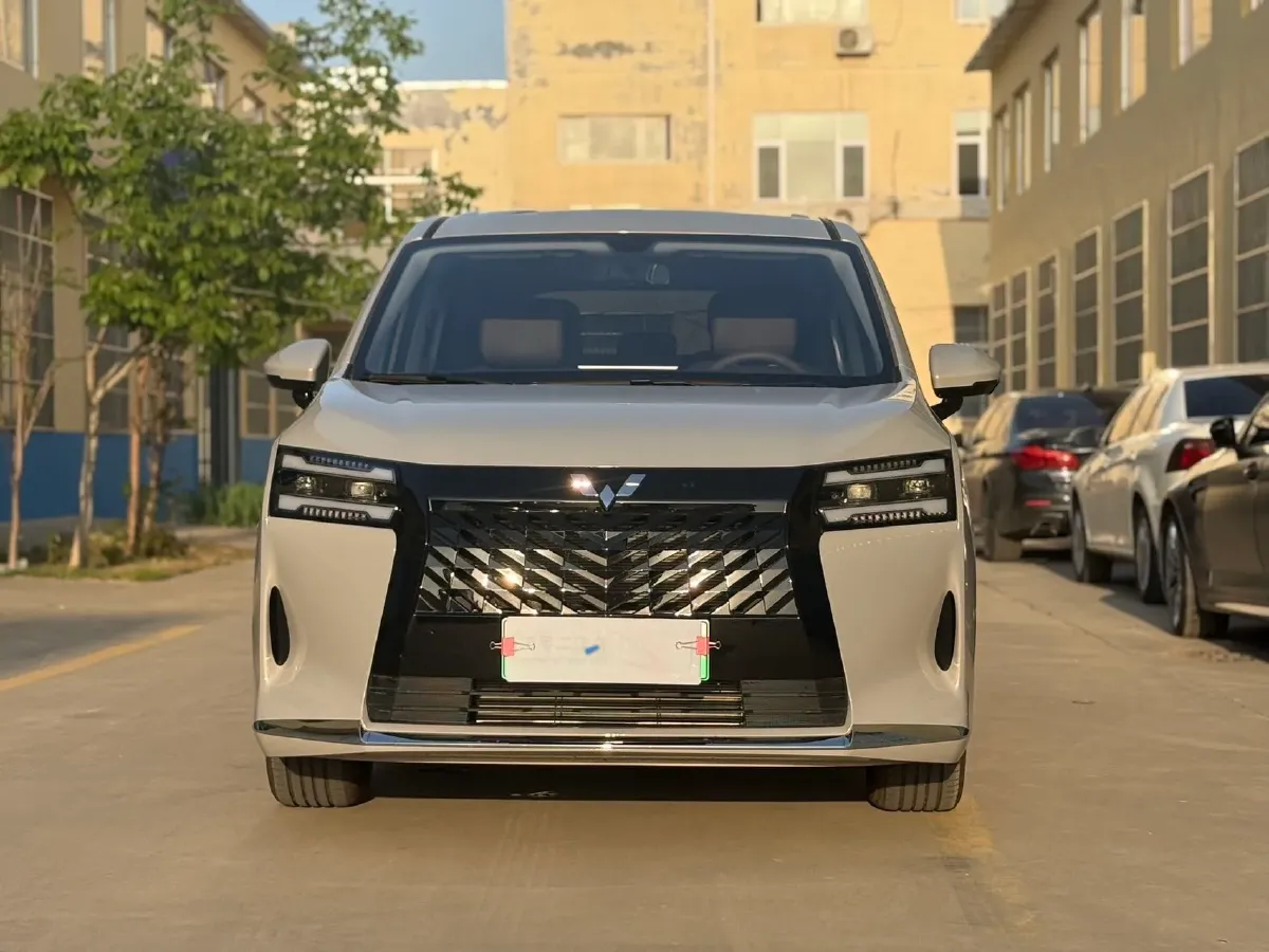 2025 Geely Galaxy L6 1.5L 112HP L4 1DHT PHEV 19.09KWH,autocango,china used car exporter,china ev exporter,chinese used car exporter,chinese used ev exporter