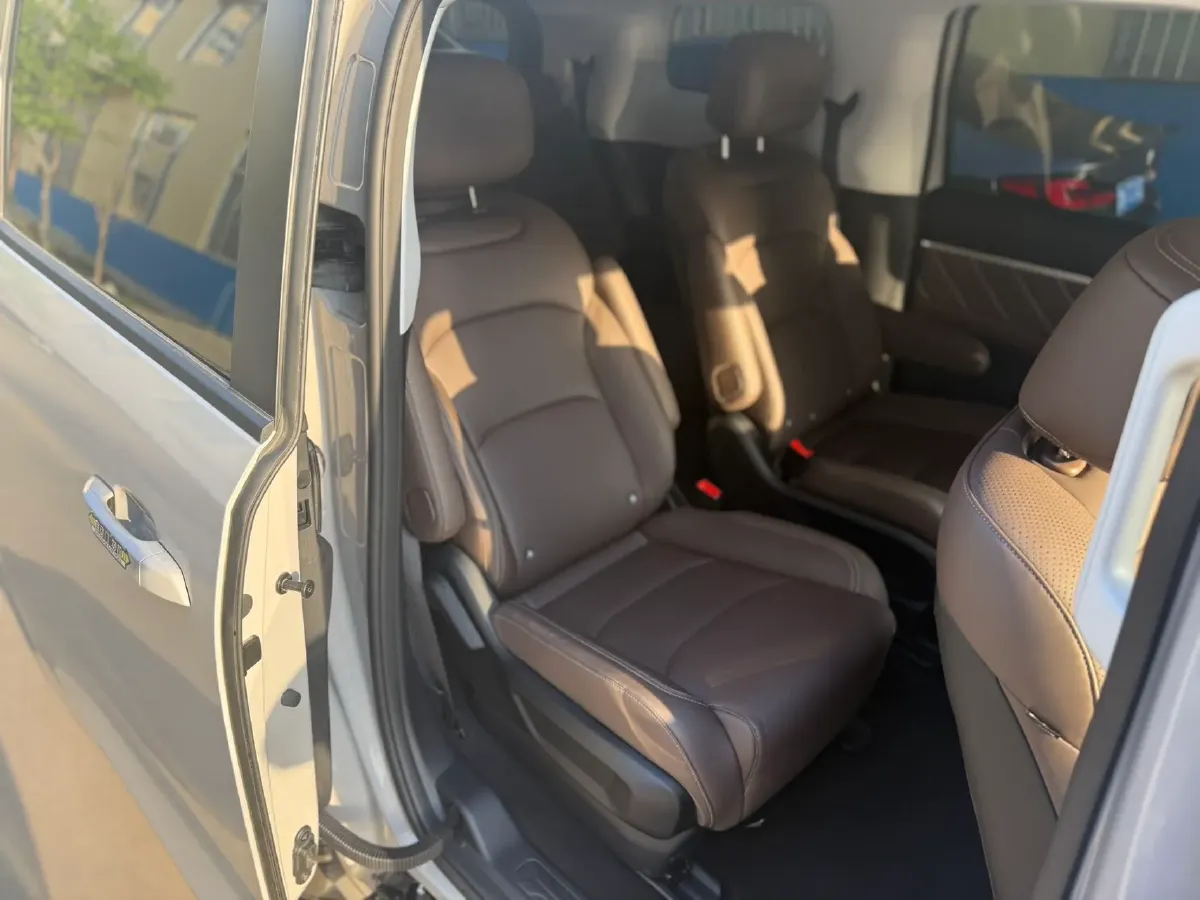 2025 Geely Galaxy L6 1.5L 112HP L4 1DHT PHEV 19.09KWH,autocango,china used car exporter,china ev exporter,chinese used car exporter,chinese used ev exporter